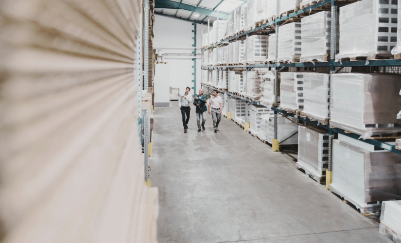 NAGY- ÉS KISKERESKEDELEM